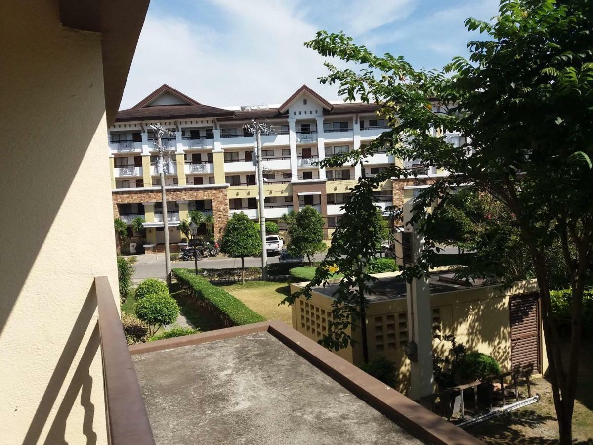 One Oasis A9 At The Back Of Sm Mall Davao City Extérieur photo