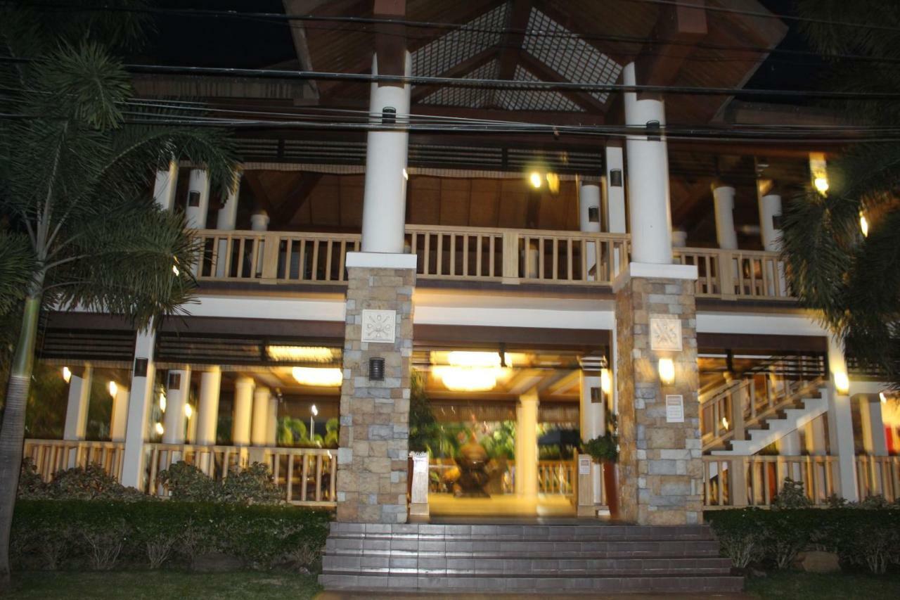 One Oasis A9 At The Back Of Sm Mall Davao City Extérieur photo